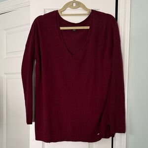 American eagle Burgundy V-Neck Sweater